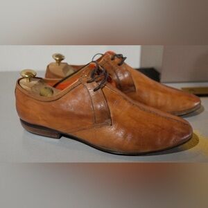 Vero Cuoio Brown Leather Oxfords